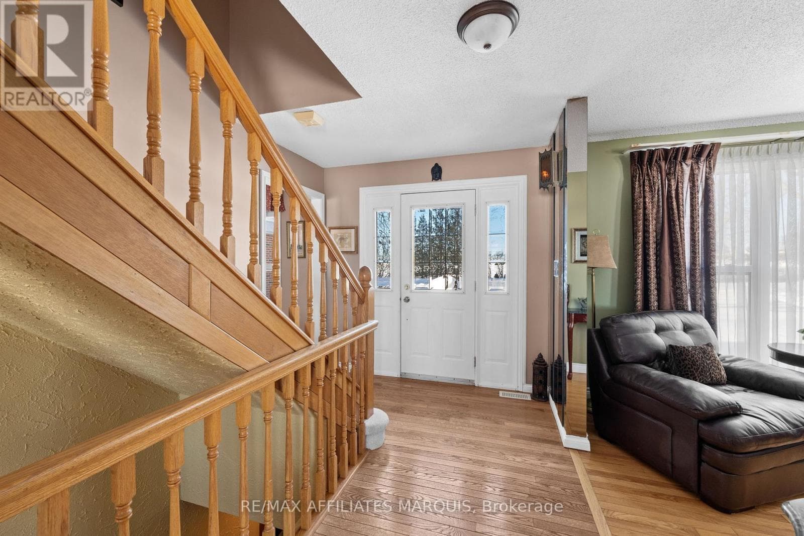 26 WILLOW LANE photo 4