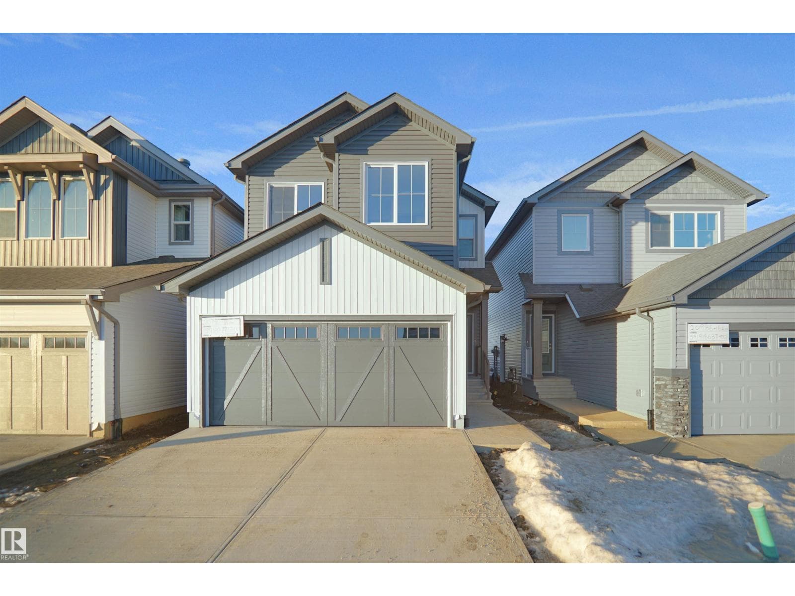 20940 16 AV NW photo 2