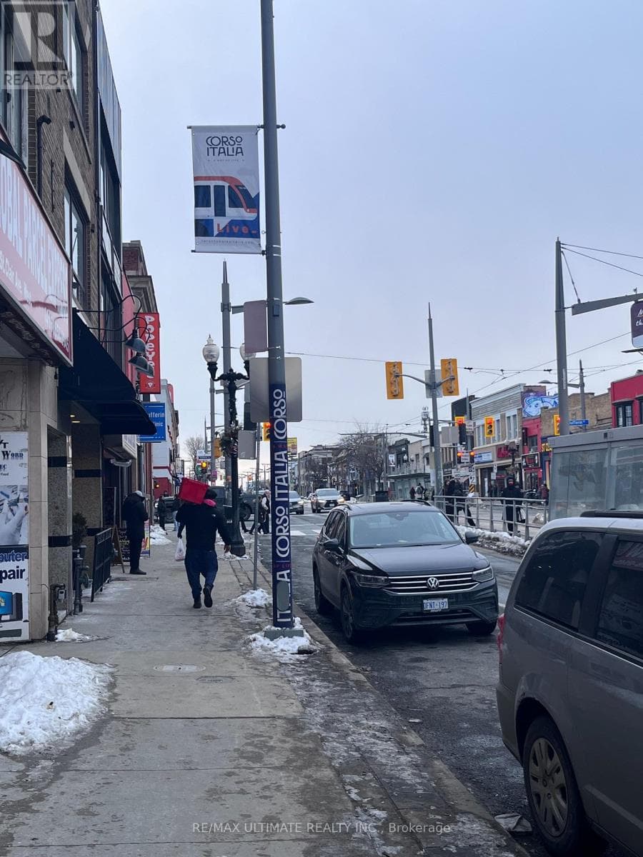 1157 ST CLAIR AVENUE W photo 2