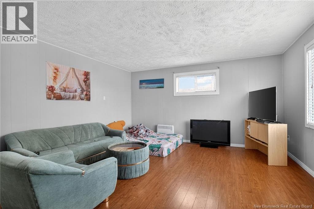 144 Gould Street photo 3