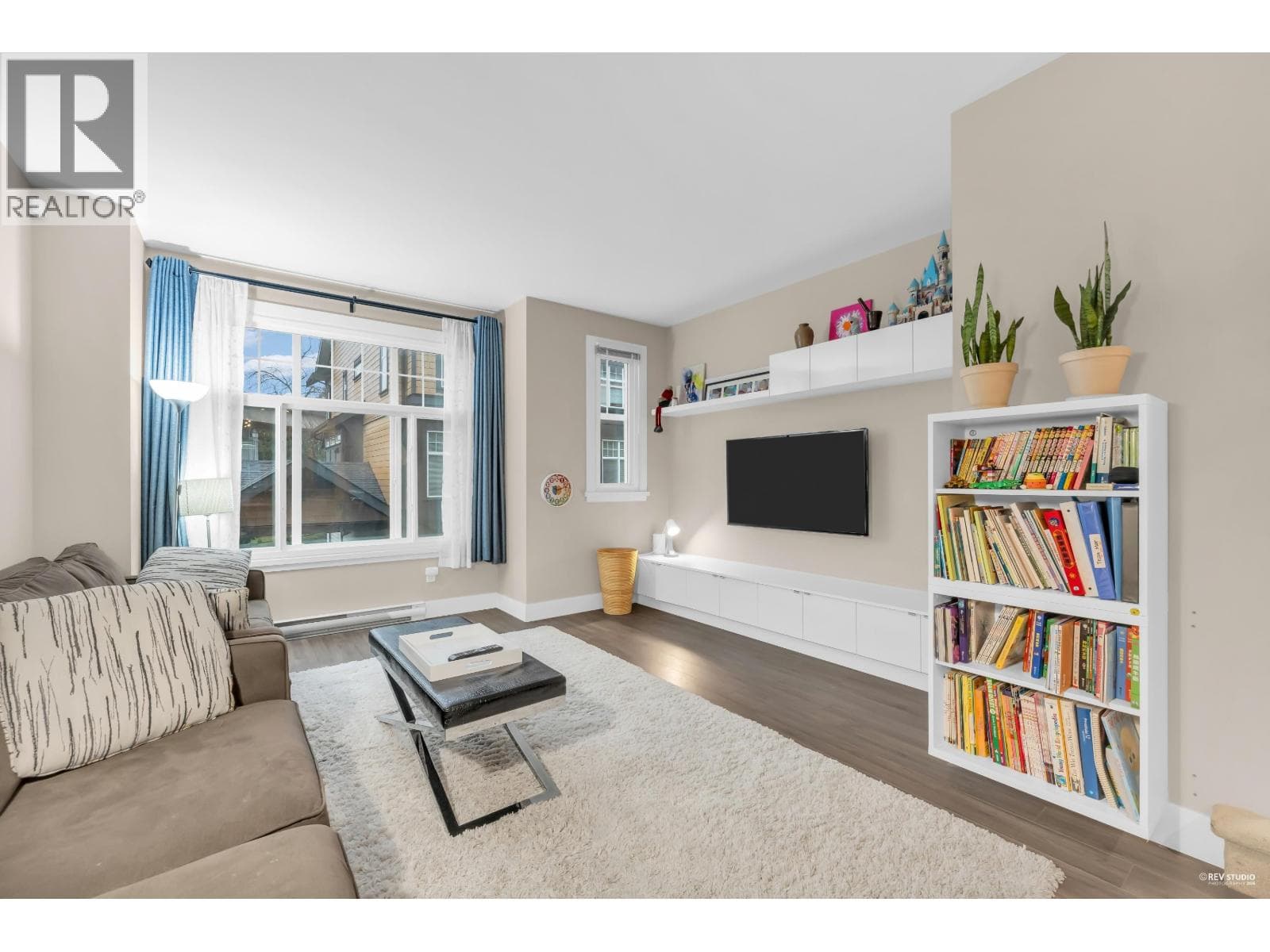 26 6088 BERESFORD STREET photo 2