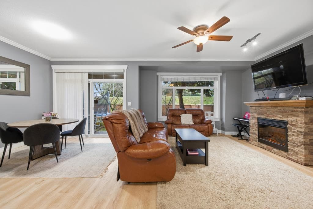12 5623 TESKEY WAY, Promontory photo 5