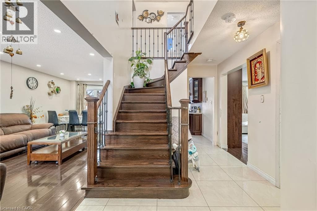 161 HAVELOCK Drive photo 3