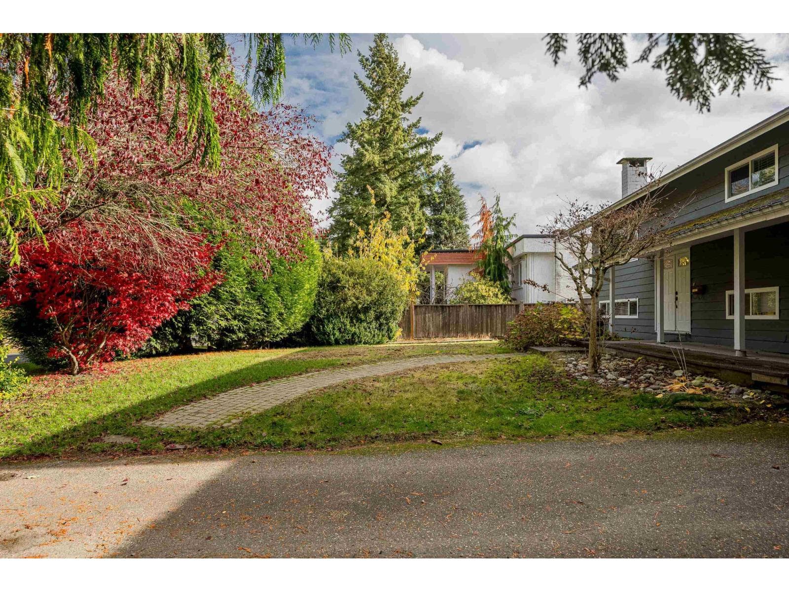20844 45A AVENUE photo 4