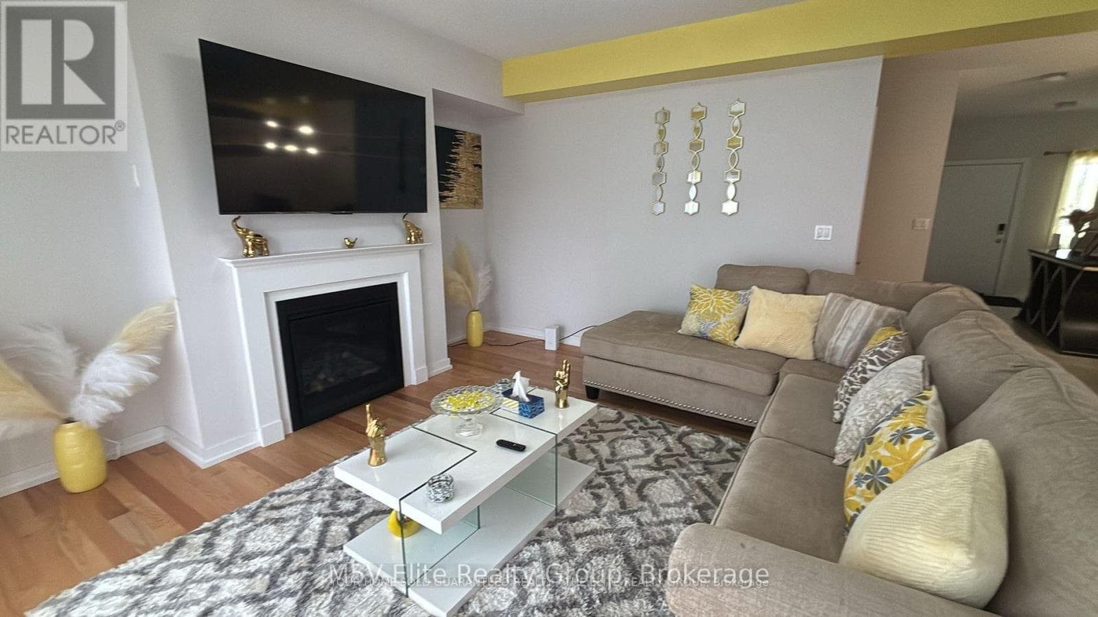 56 TRAILSIDE DRIVE photo 3