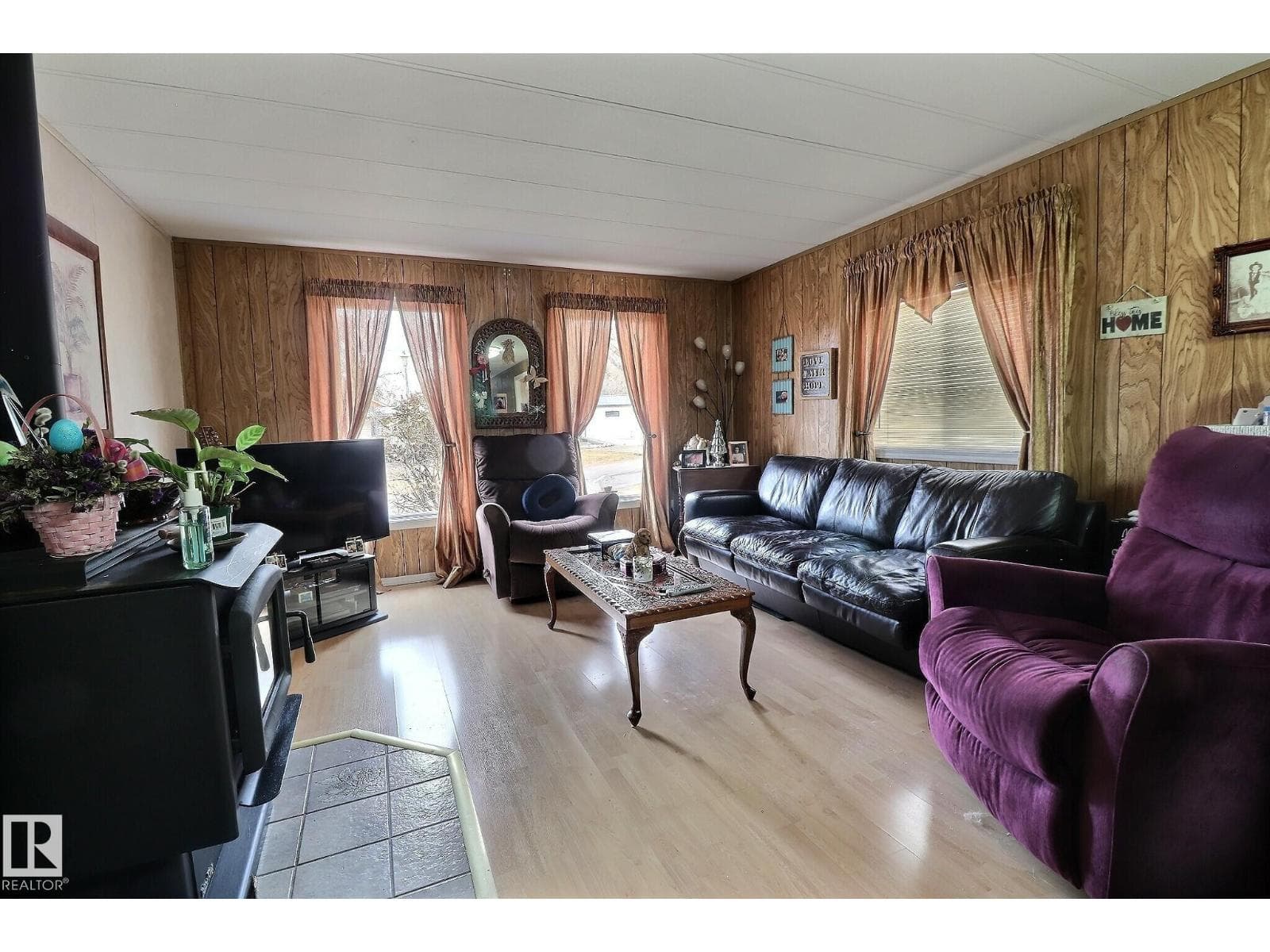 290 Juniper CR NW photo 6