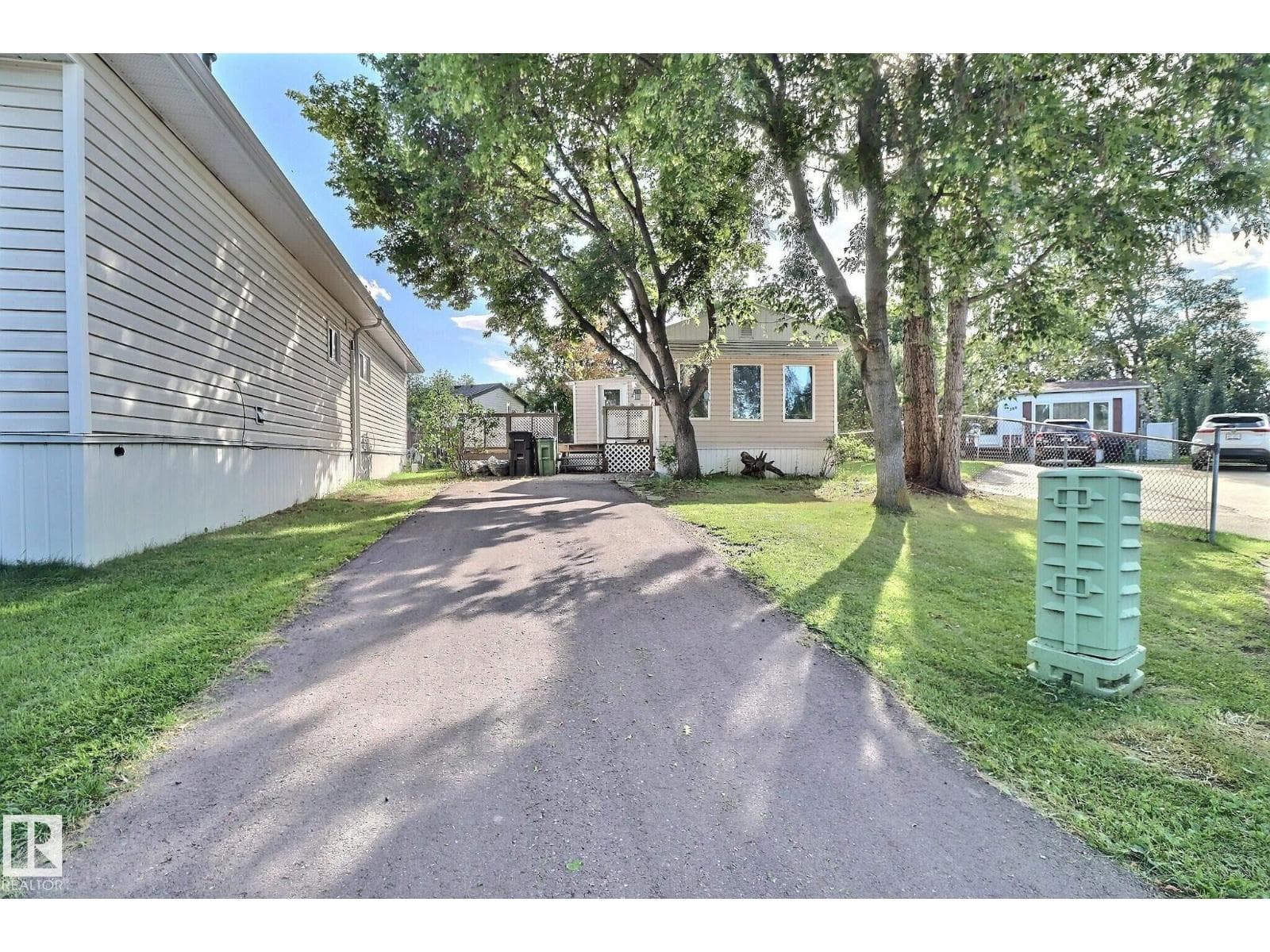 289 Juniper CR NW photo 12