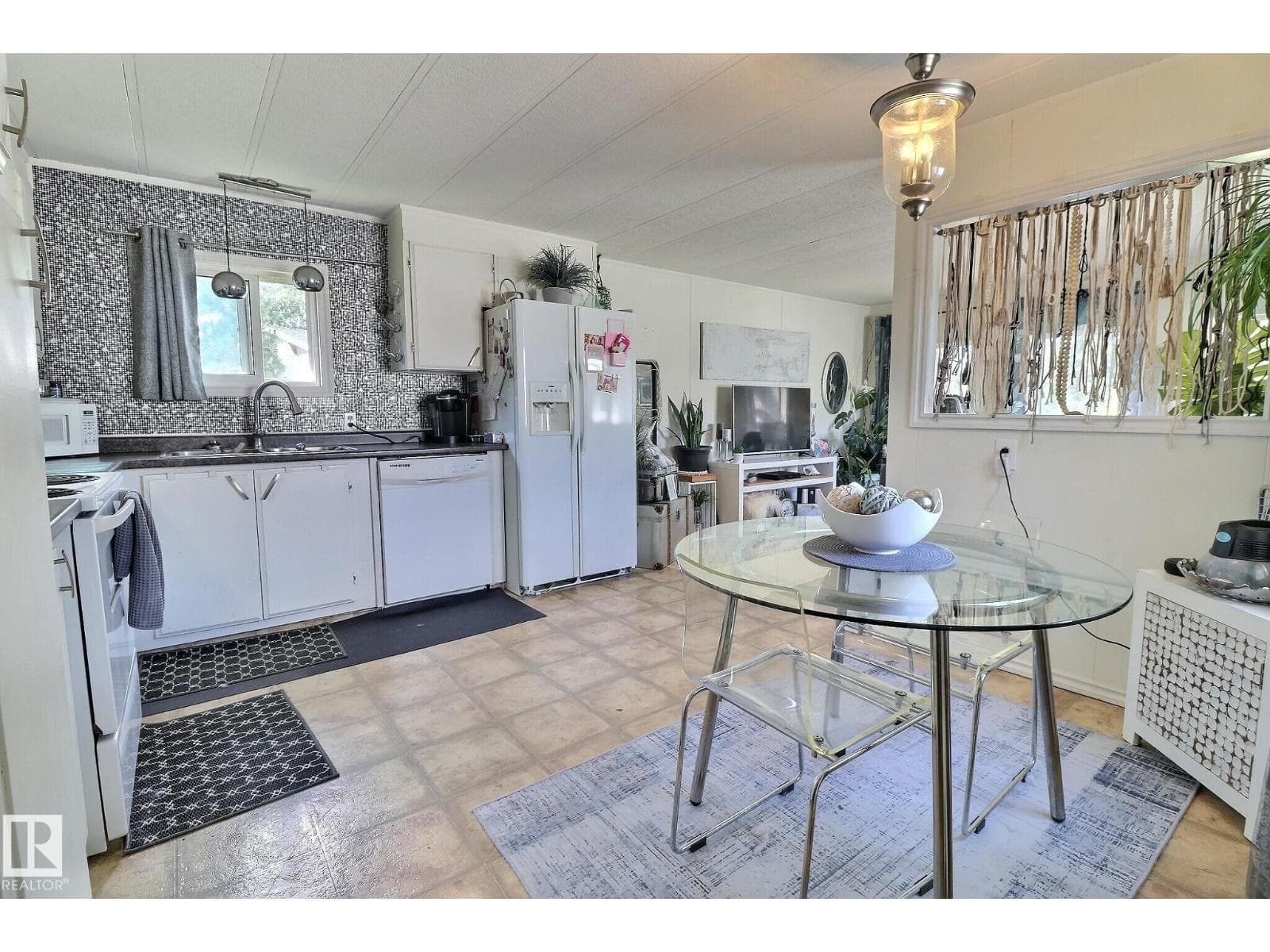 289 Juniper CR NW photo 5