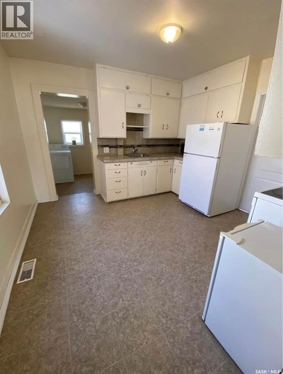 1113 Valley STREET photo 2