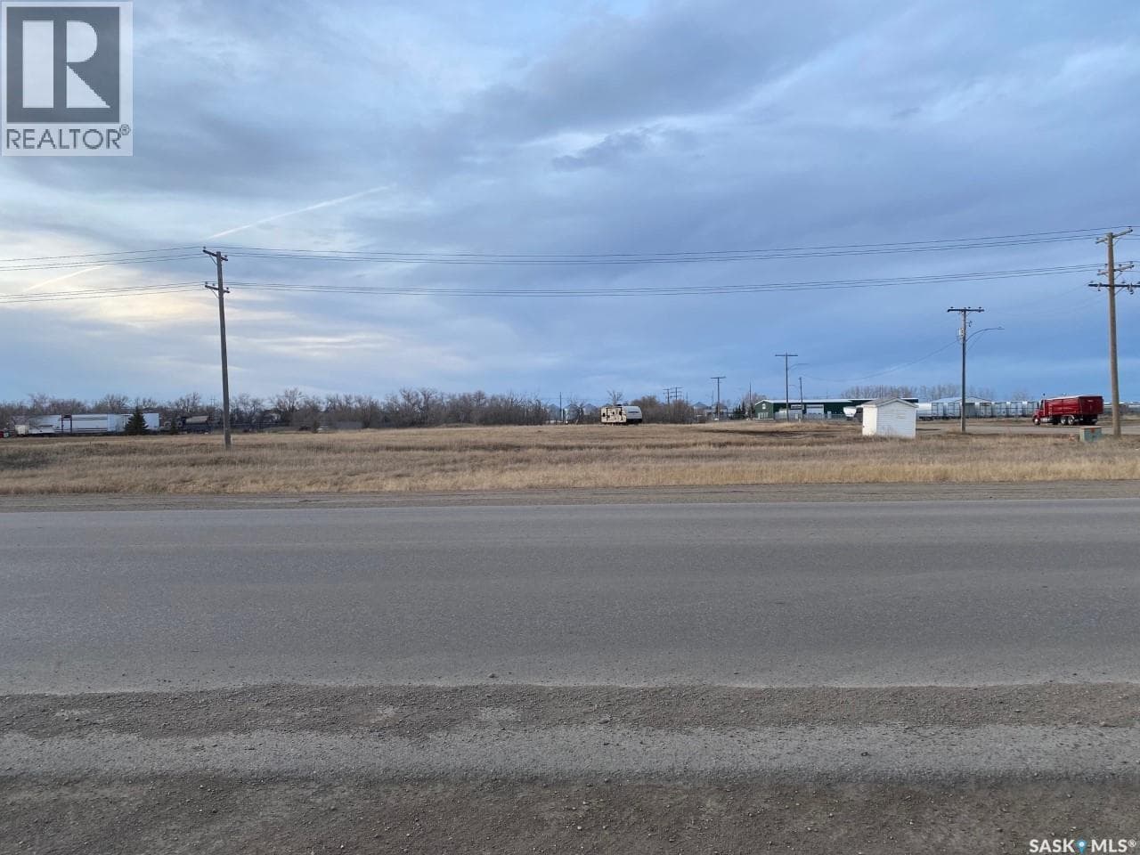 120 N Service ROAD W — photo 3
