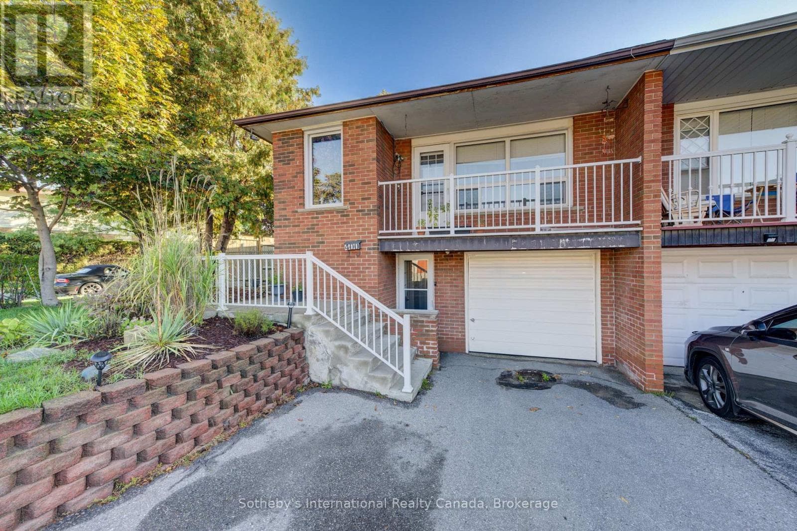5 bed 2 bath single family at 400 CHEROKEE BOULEVARD — $941,000
