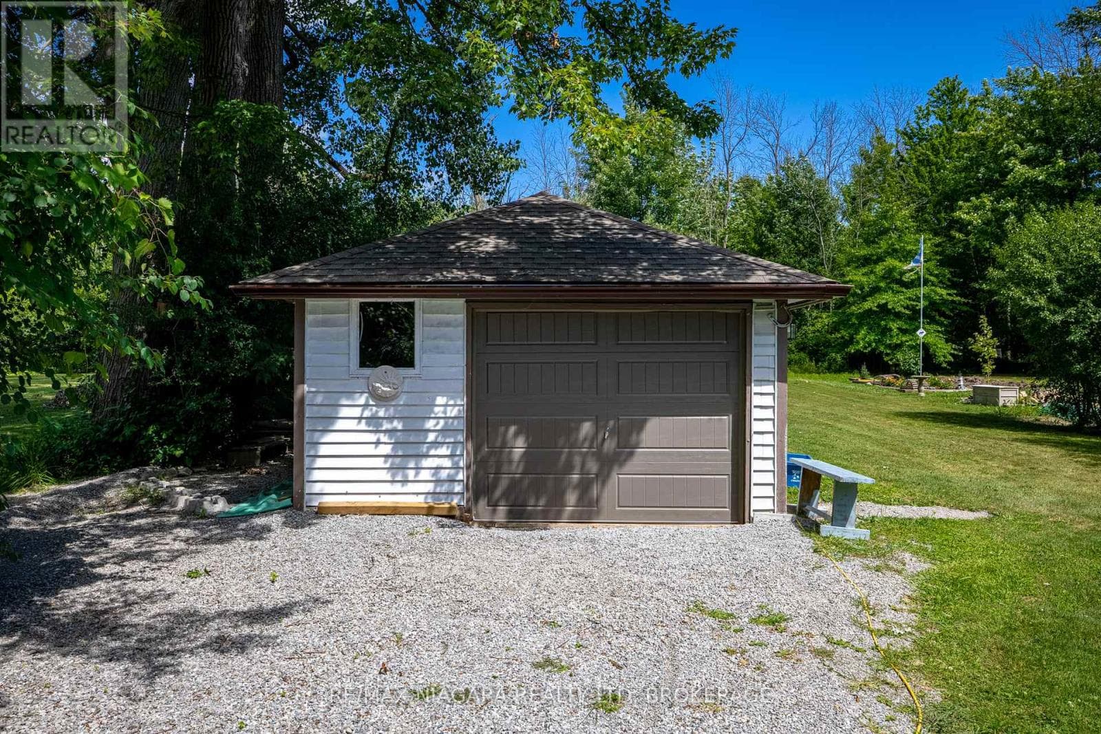 434 CRESCENT ROAD photo 2