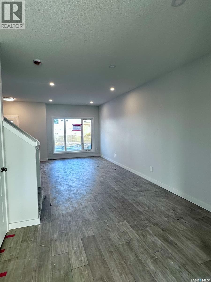 1123 Camden GARDENS — photo 2
