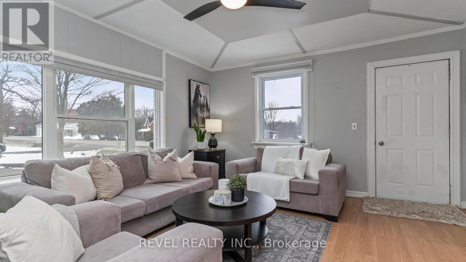 10299 ILDERTON ROAD photo 4