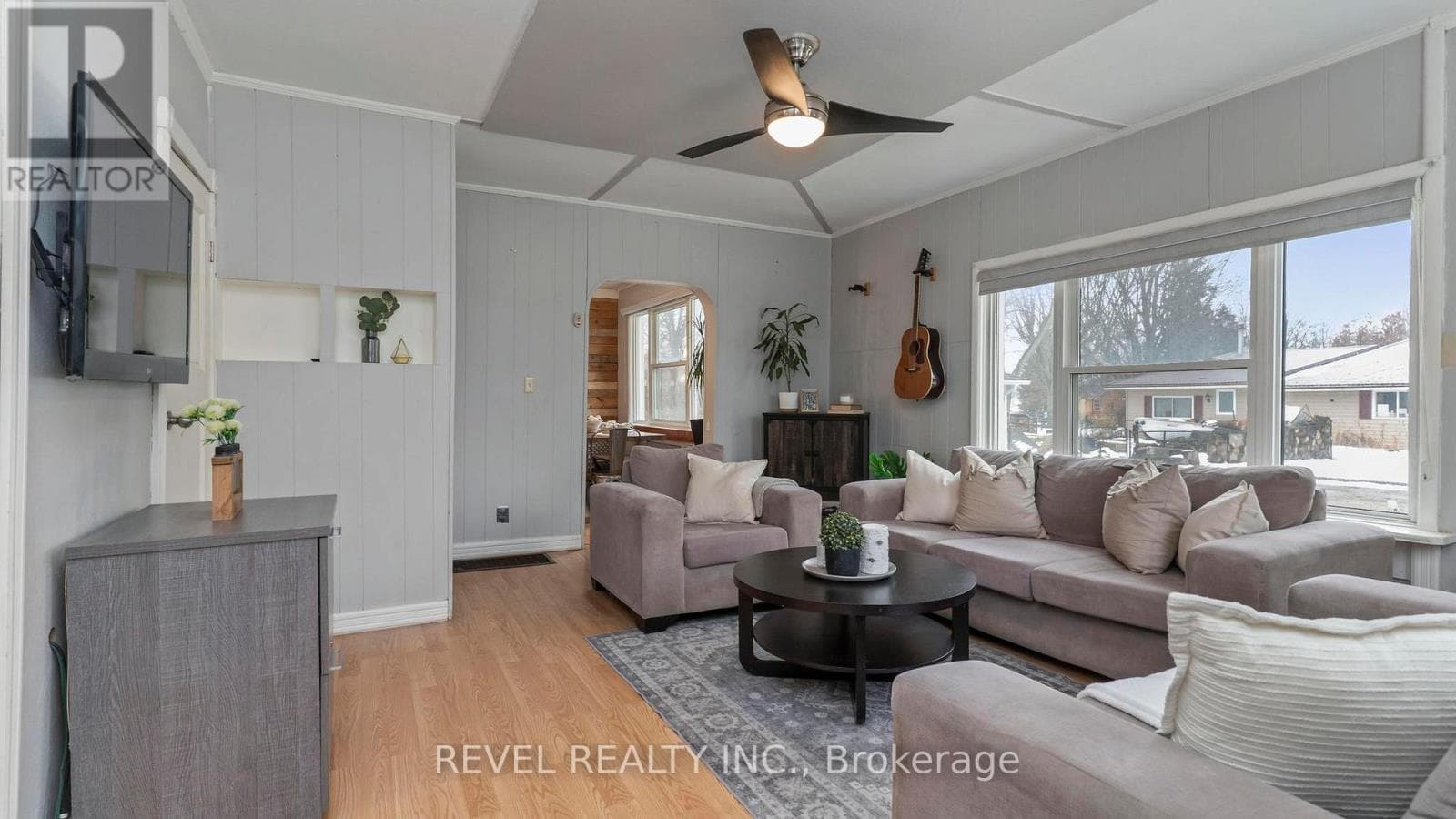 10299 ILDERTON ROAD photo 5
