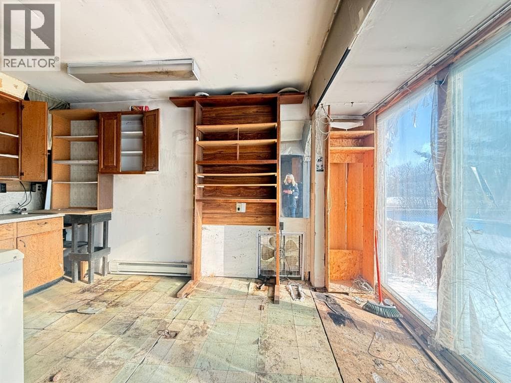 5514 50 Avenue — photo 3