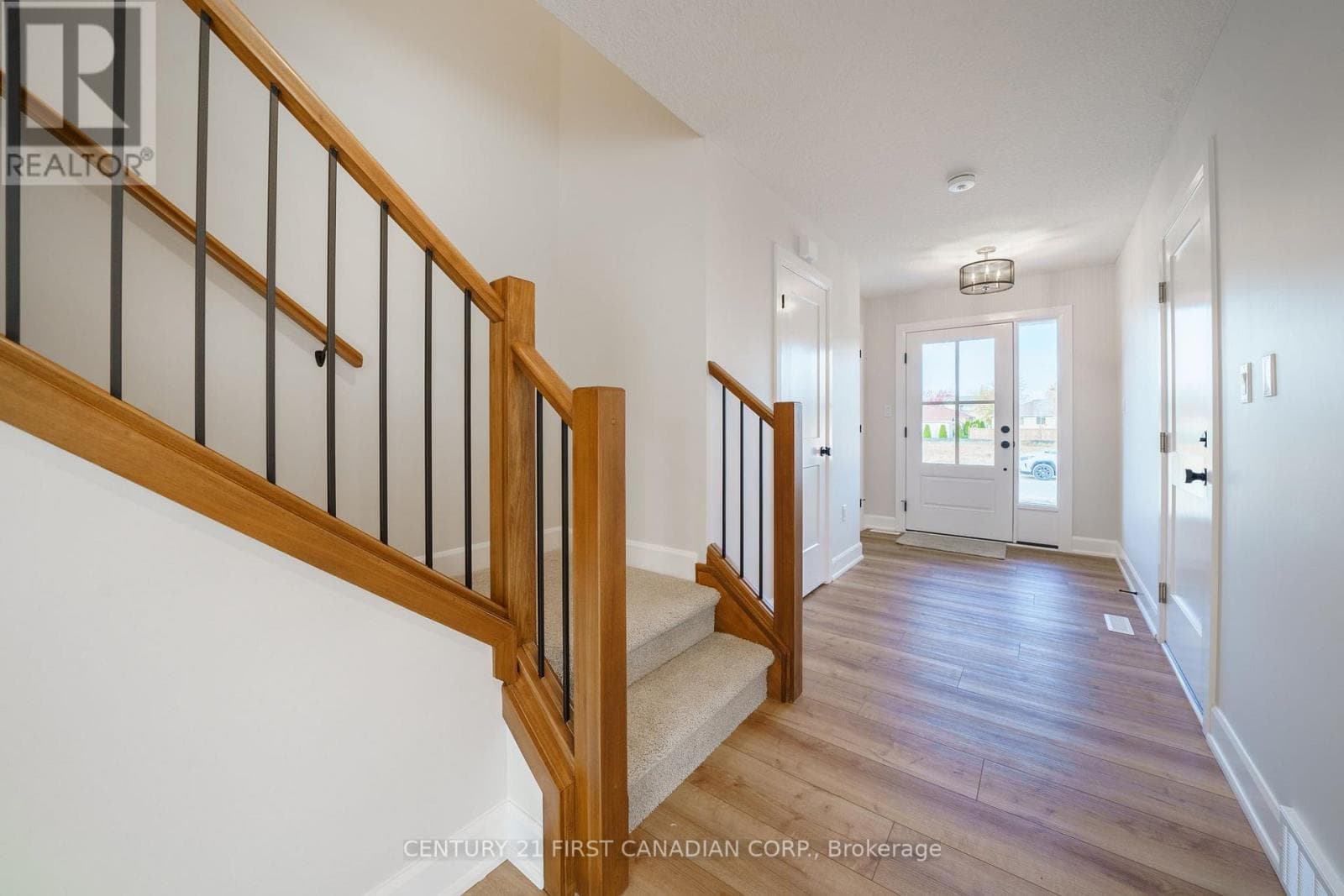 638 KETTER WAY photo 4
