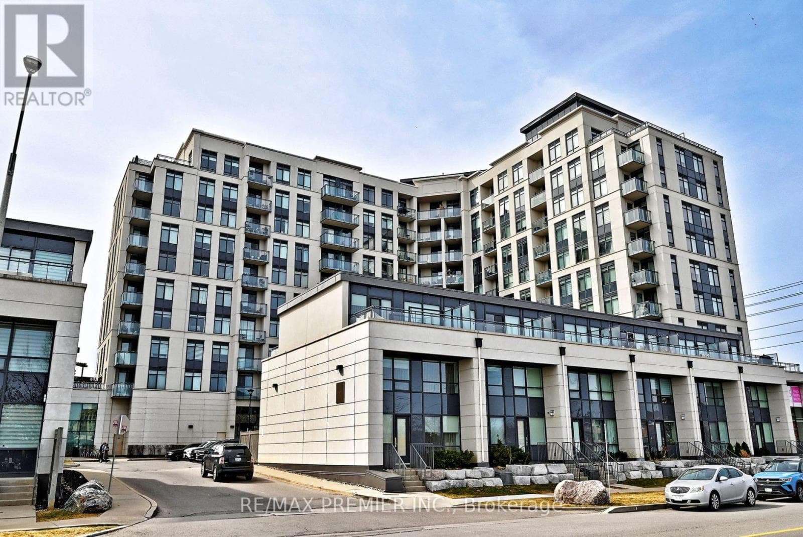 1 bed 1 bath single family at 919 - 12 WOODSTREAM BOULEVARD — $498,888