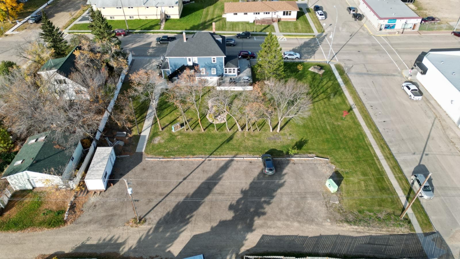 4705  50 Street — photo 5