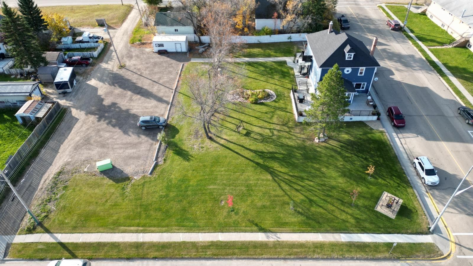 4705  50 Street — photo 3