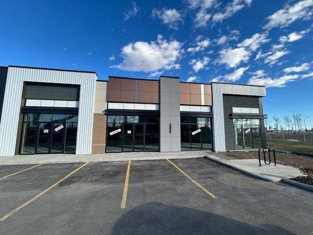 1139 103A Street SW — photo 3
