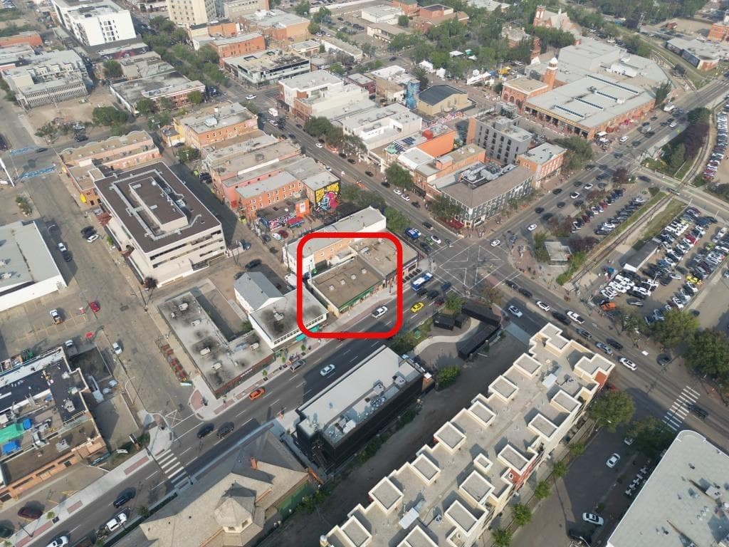8122 Gateway Boulevard — photo 3