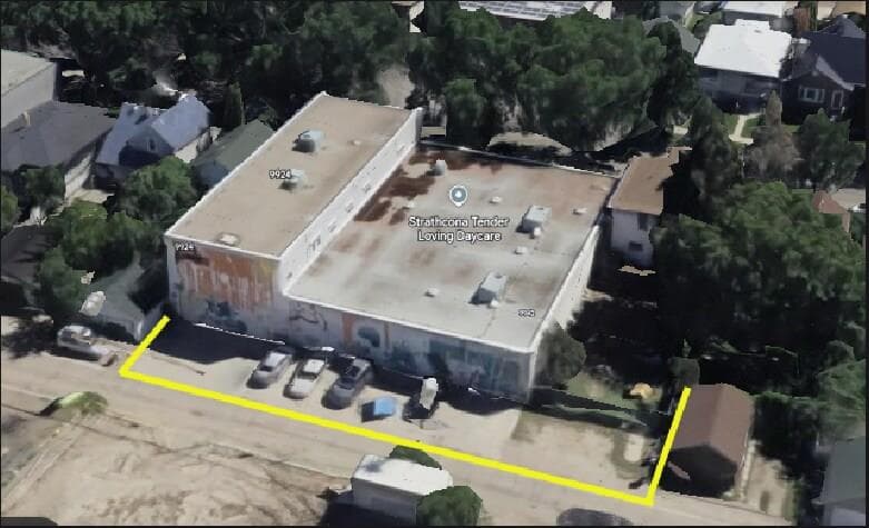 9928  81 Avenue photo 4