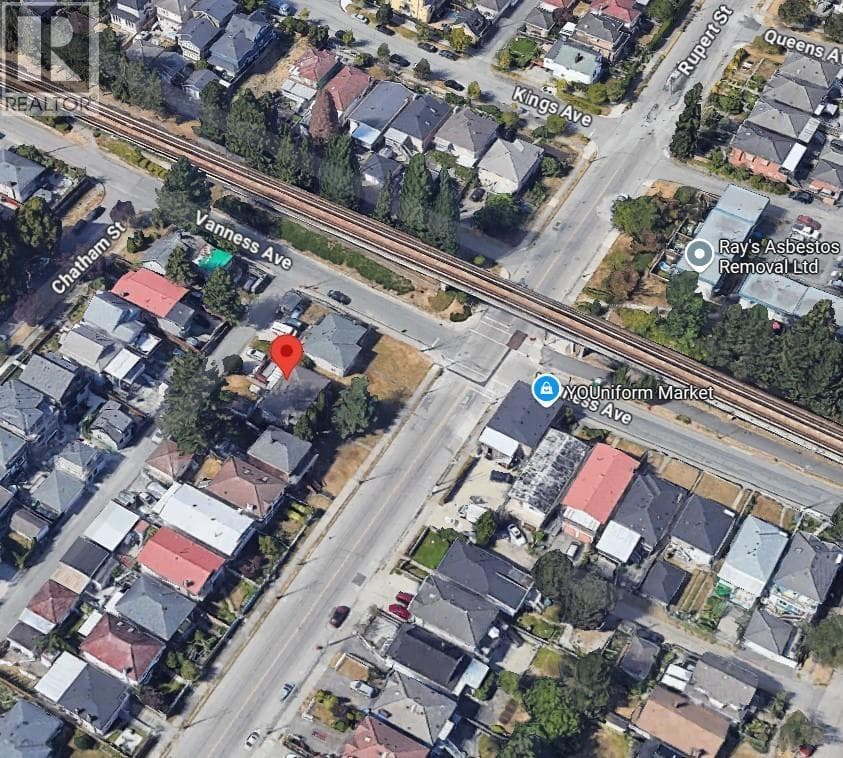 4863 RUPERT STREET photo 3