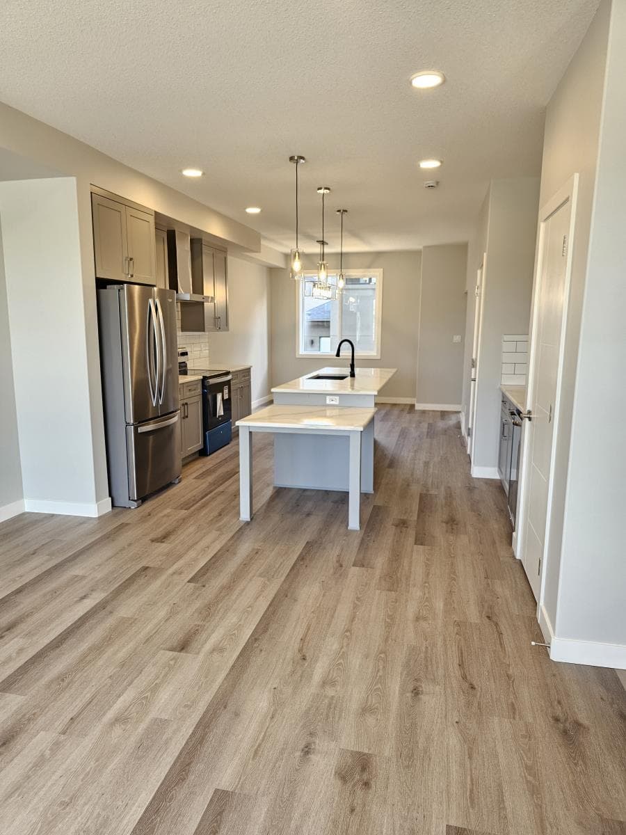 8069 8071 8073 Cedric Mah Rd, Edmonton, AB T5G 2Z4, Canada — photo 3