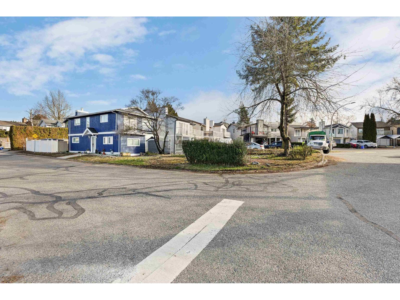 123 SPRINGFIELD DRIVE photo 4