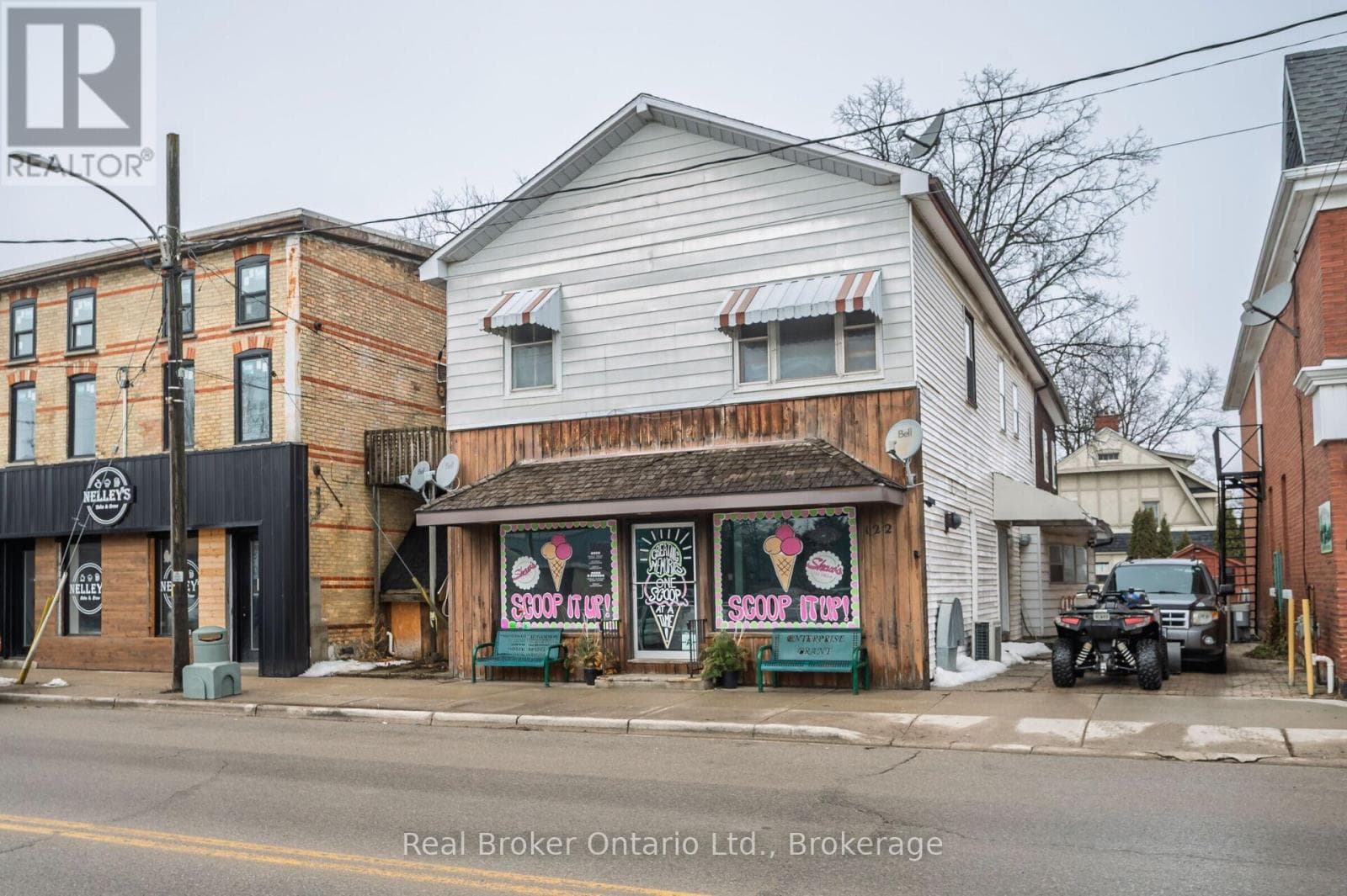 122 KING STREET photo 2