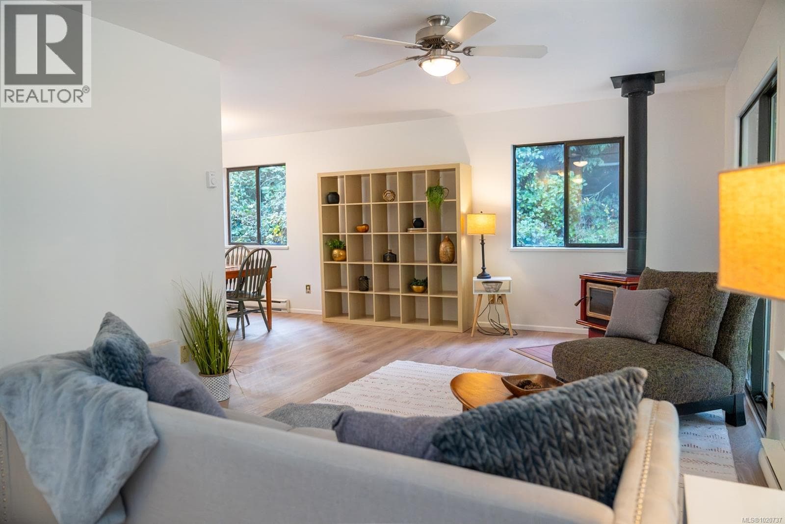 37150 Schooner Way photo 2