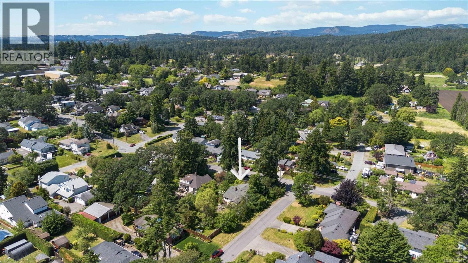 2 bed 1 bath single family at 4155 North Rd — $1,249,900