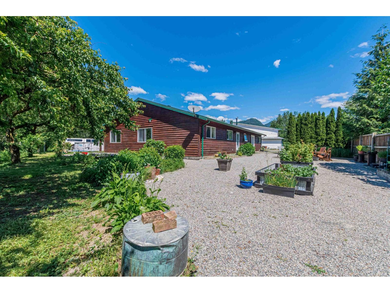 58465 LAIDLAW ROAD, Laidlaw photo 5