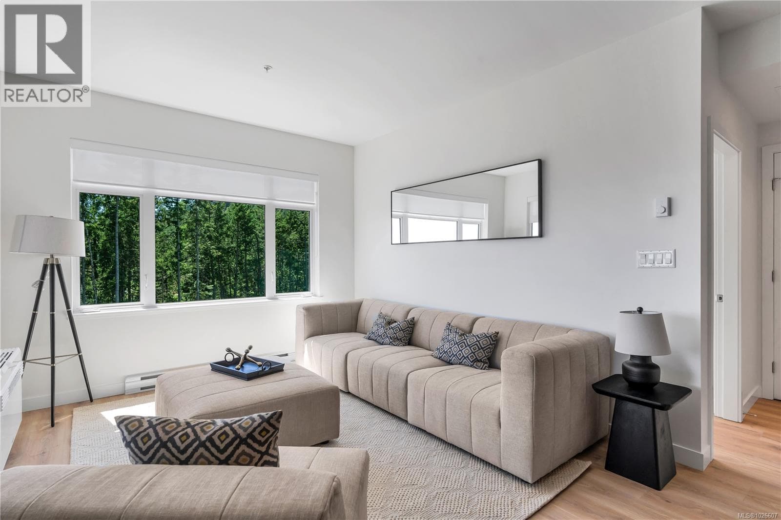 101 2000 West Park Lane photo 4