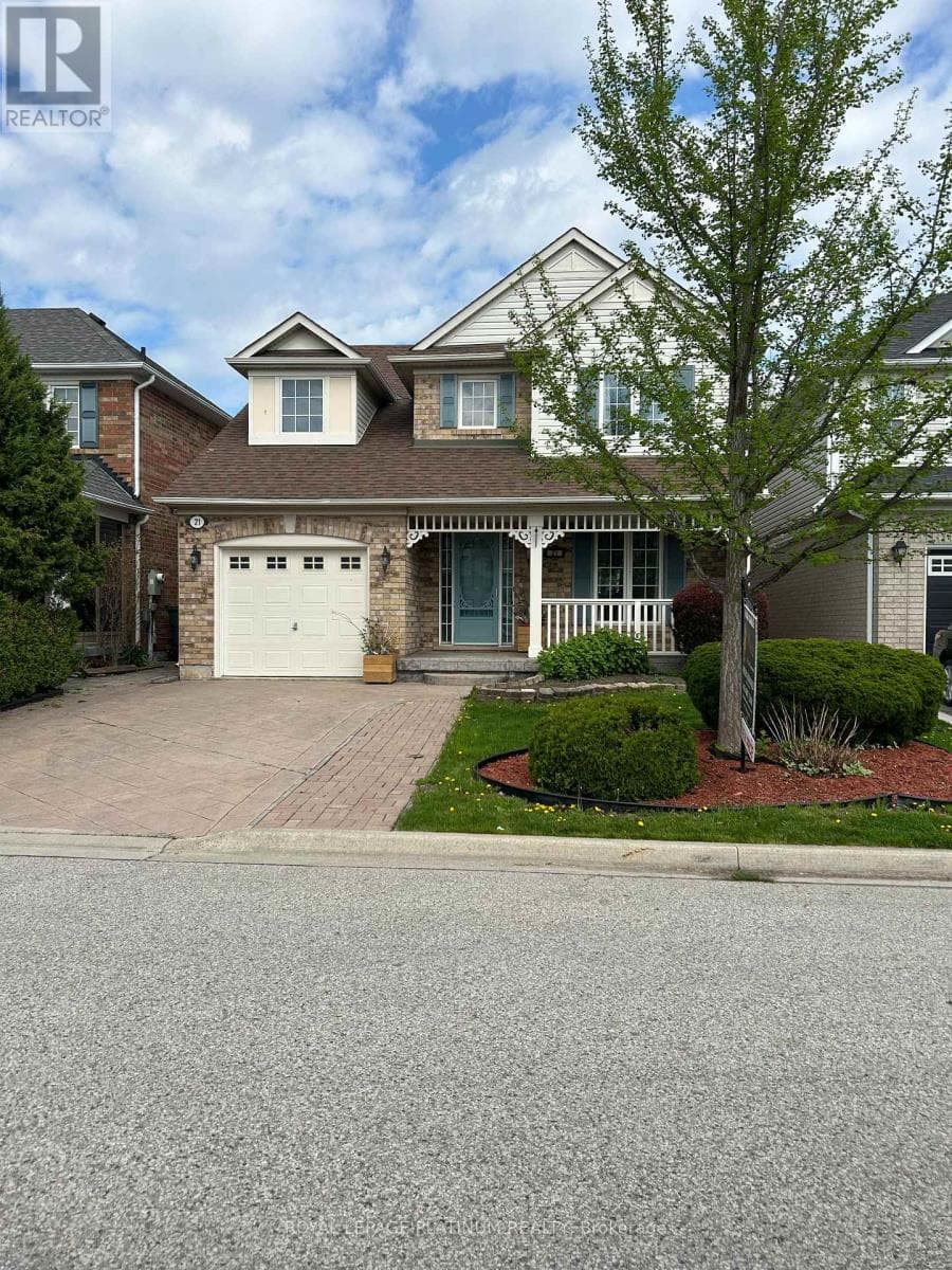3 bed 4 bath single family at 21 VISTA GREEN CRESCENT — $899,000