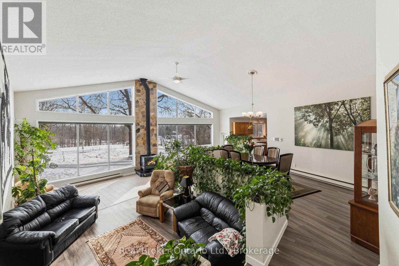 295 BRANT ROAD photo 5