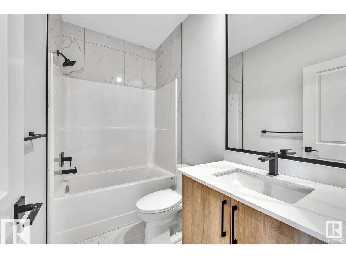 426 crystal creek LI — photo 5