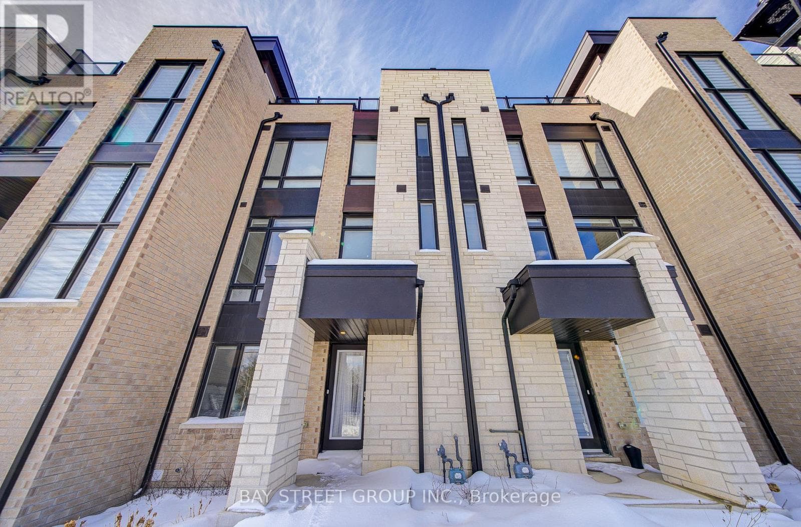 51 CREDIT LANE photo 2
