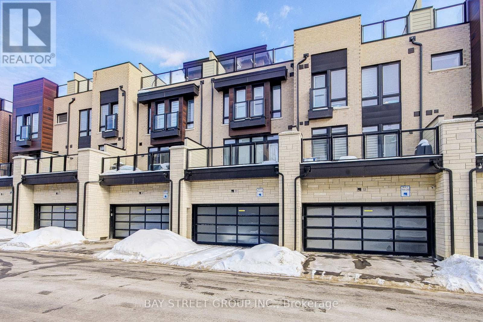 51 CREDIT LANE photo 5