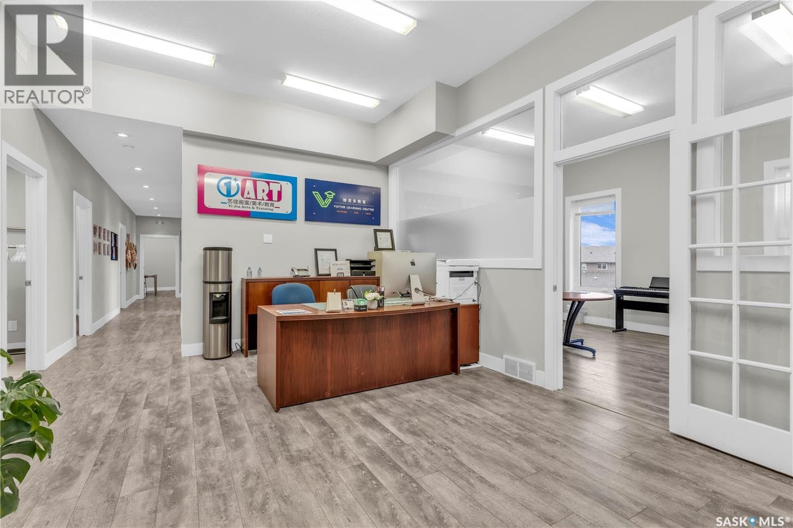 208 419 Willowgrove SQUARE — photo 3