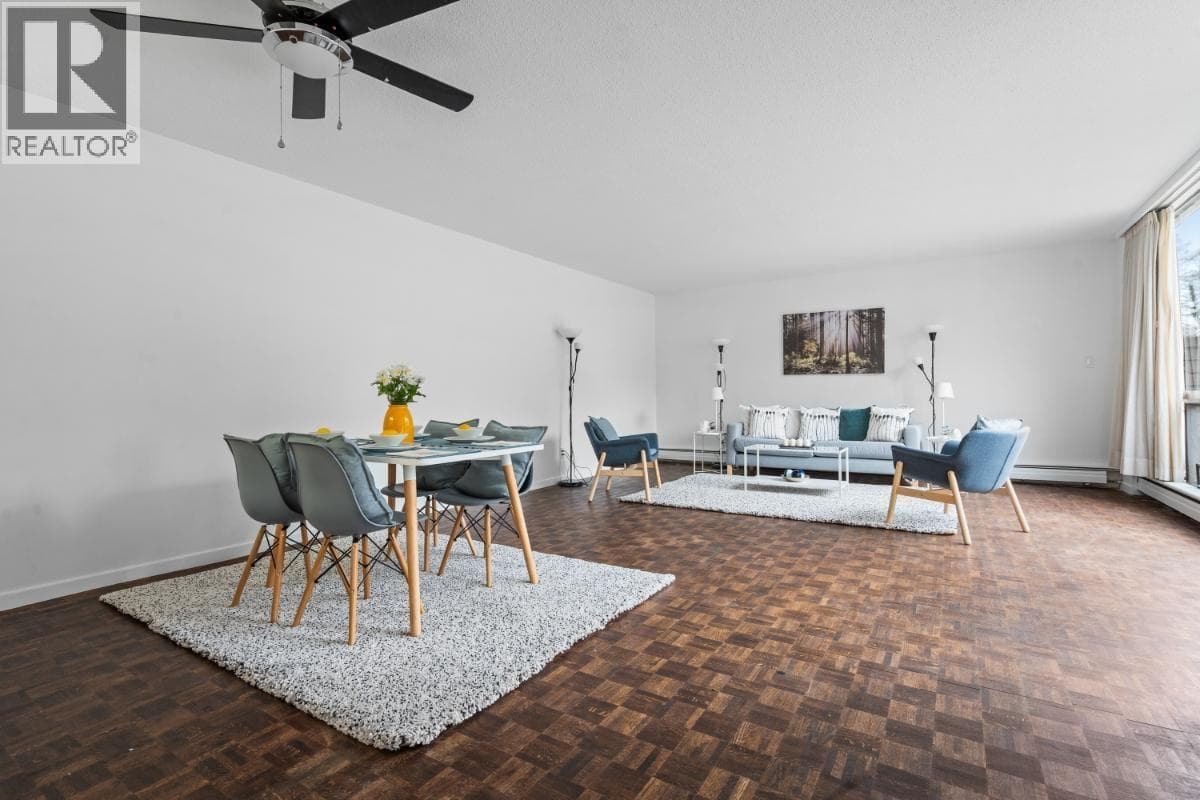 106 4900 CARTIER STREET photo 3