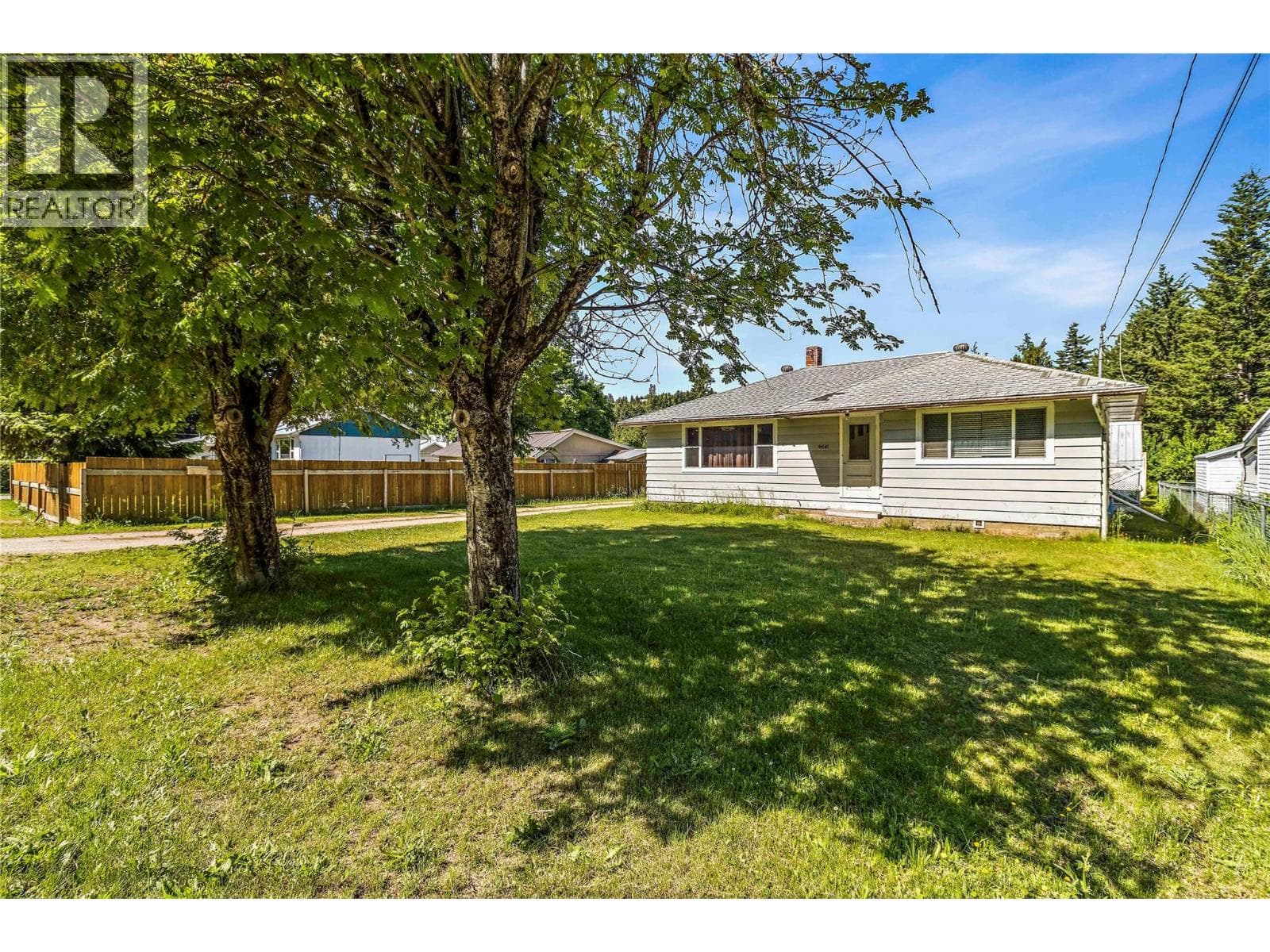 6641 50th Street NE photo 3