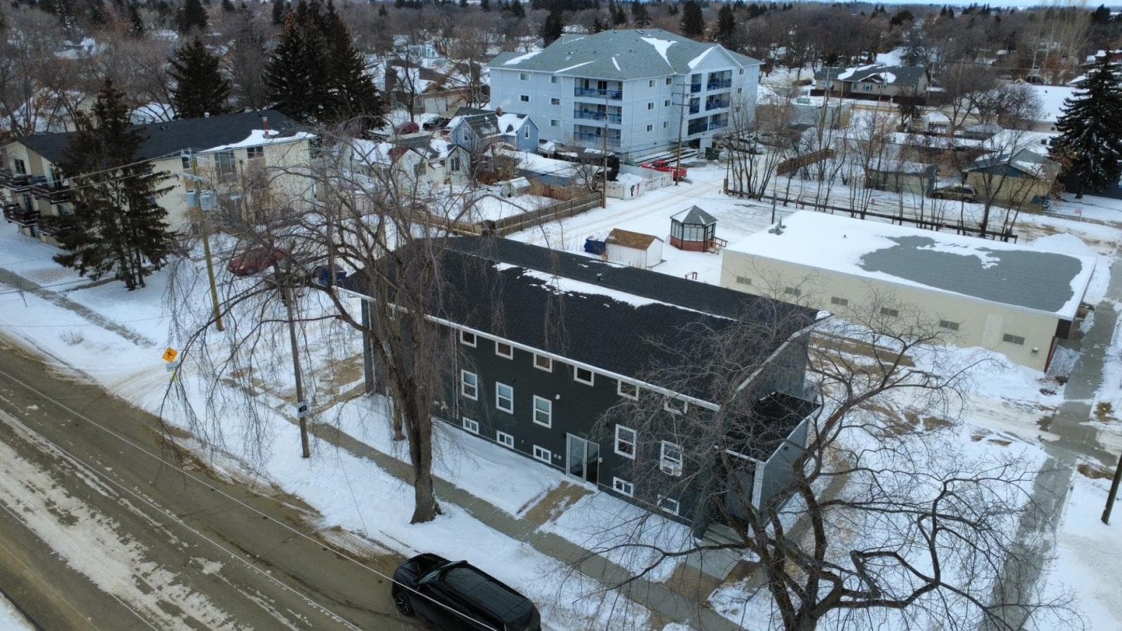 4816  52 Street — photo 3