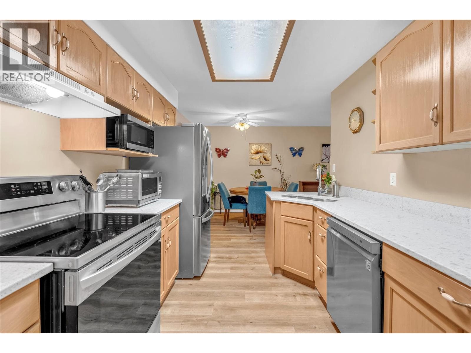 202 EDMONTON Avenue Unit# 103 photo 3