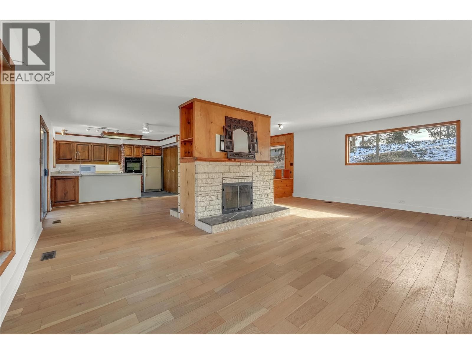379 MAYNE Avenue photo 5