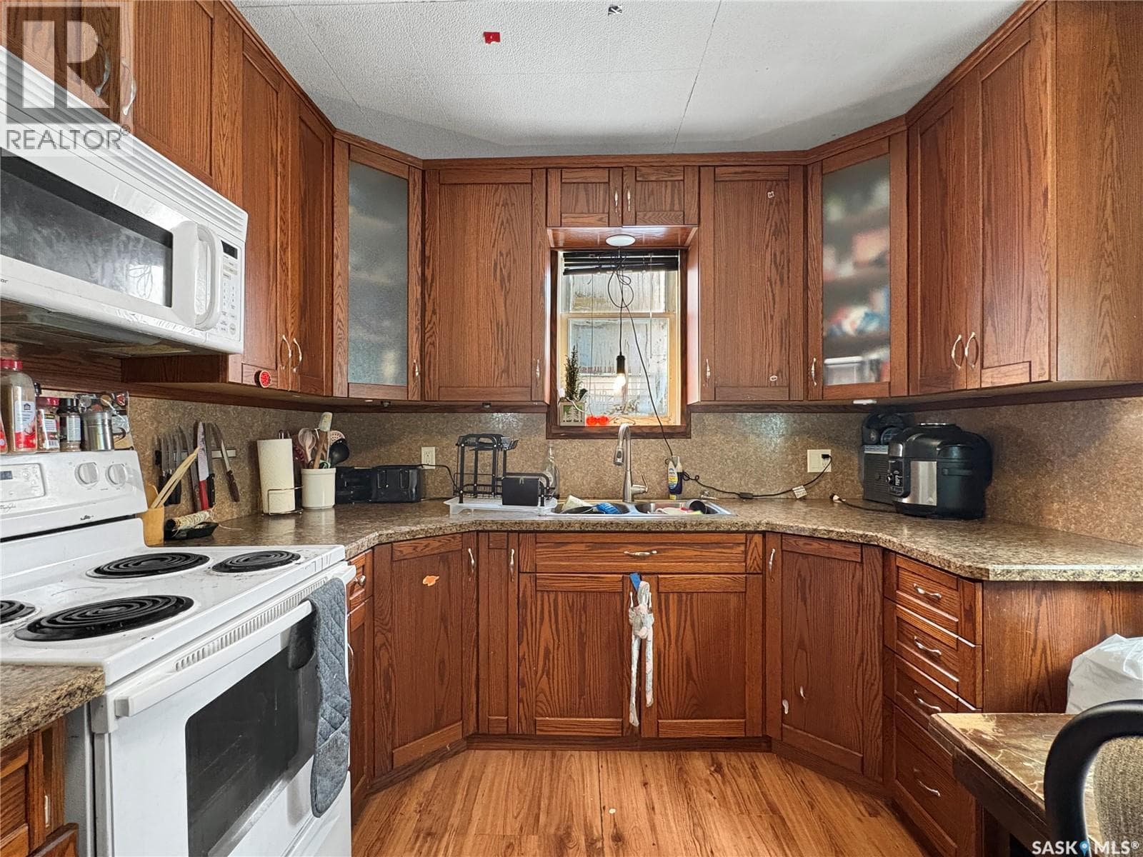 1062 104th STREET photo 5