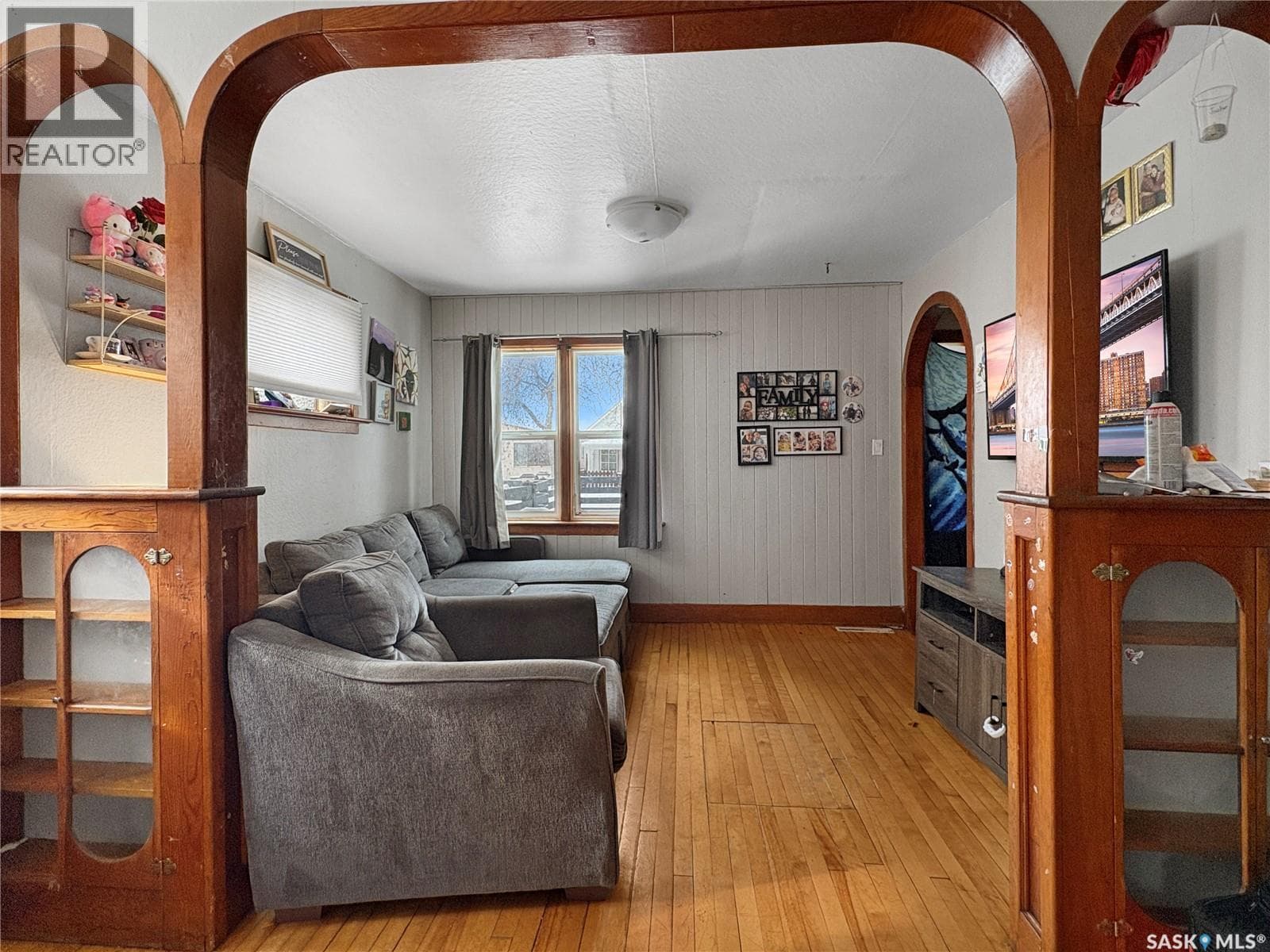 1062 104th STREET photo 8