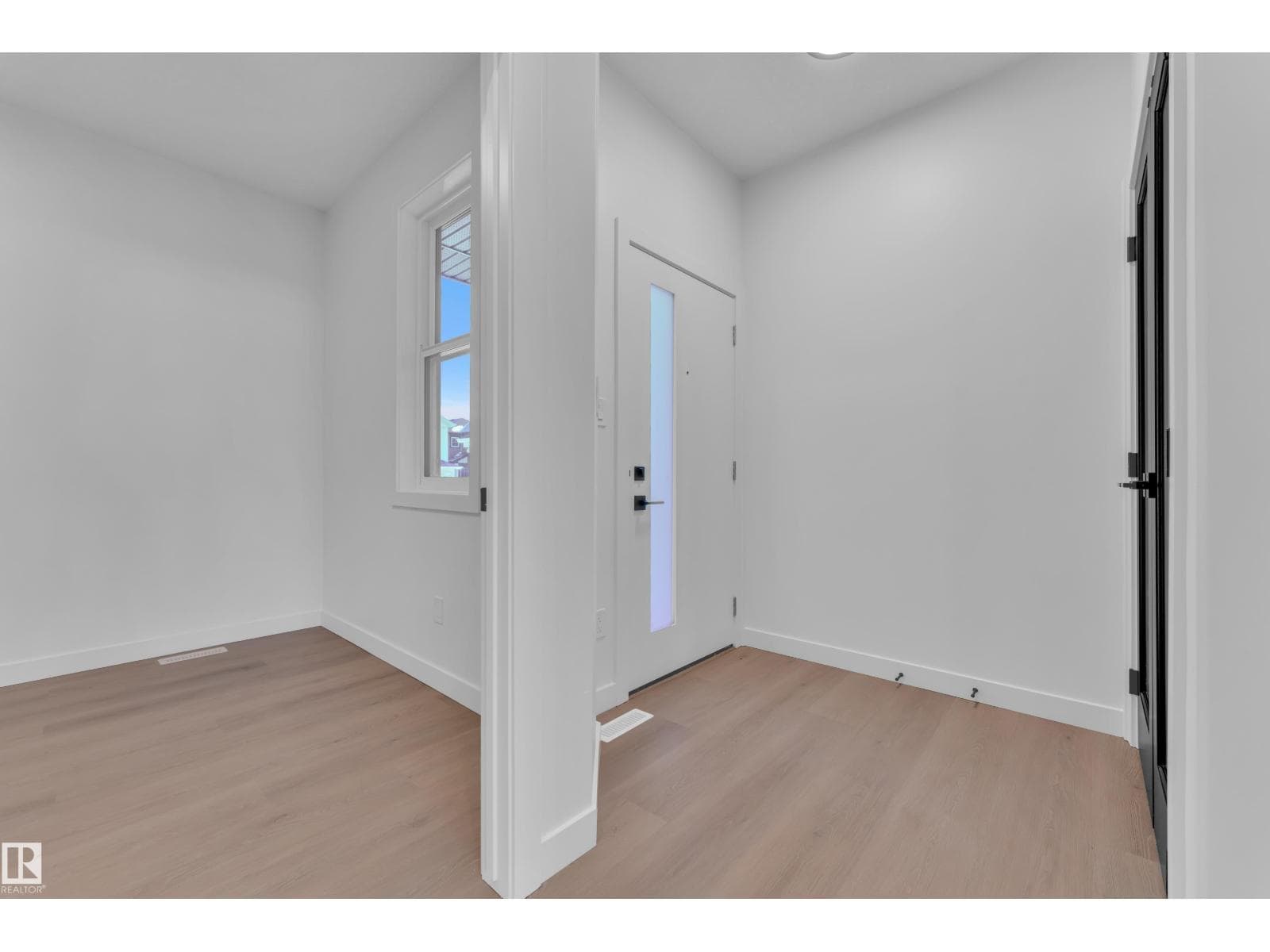 95 ELDRIDGE PT — photo 5