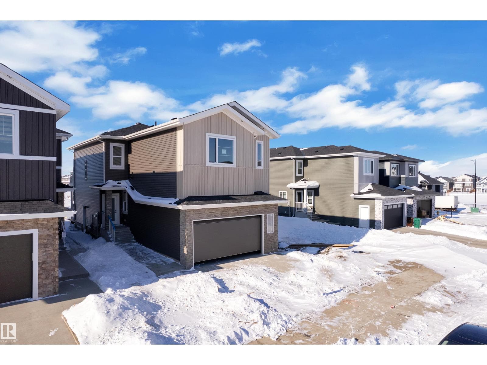 95 ELDRIDGE PT — photo 2